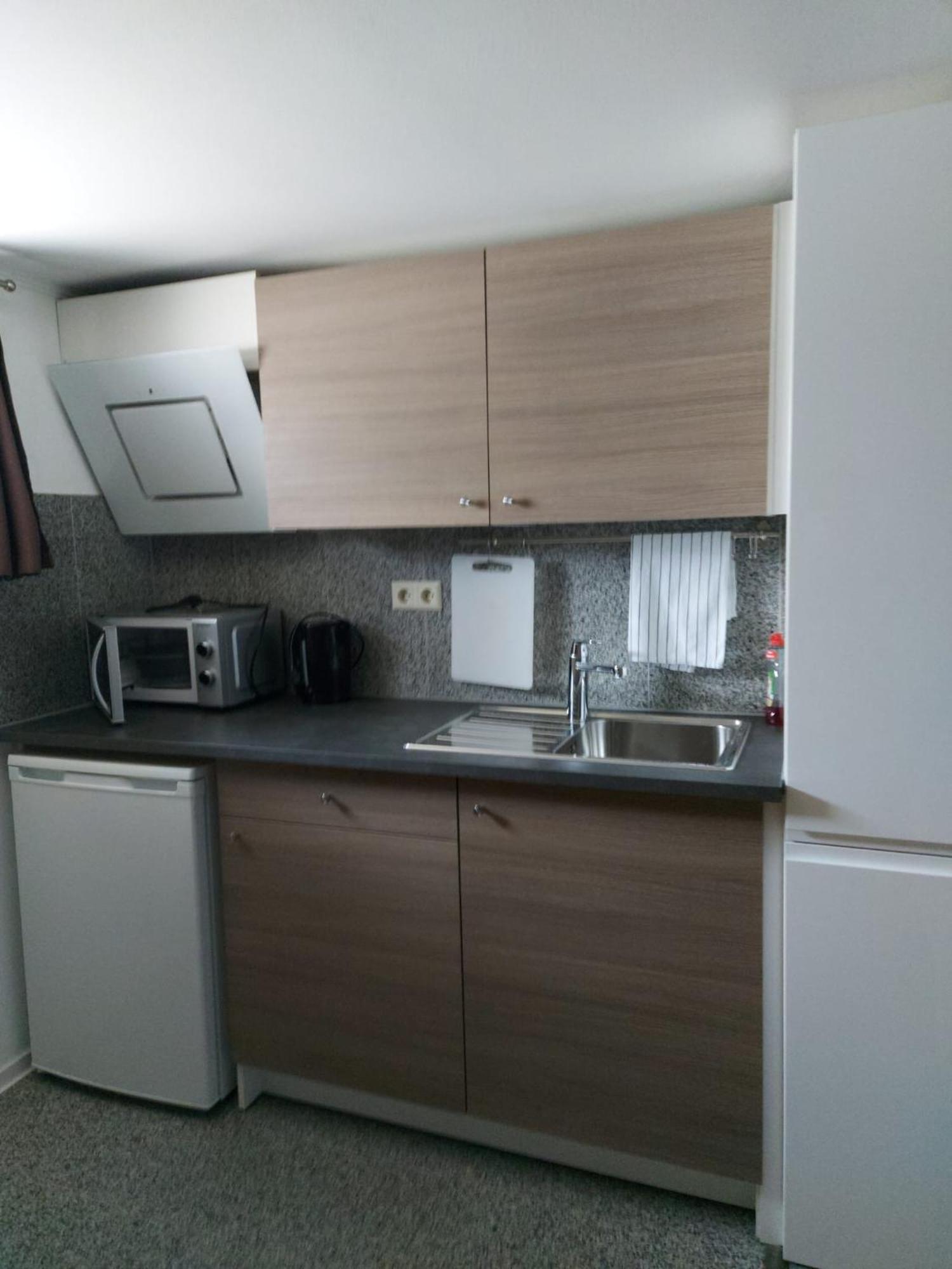 Zimmer In Direkter Naehe Zu Basel Grenzach-Wyhlen Exterior foto